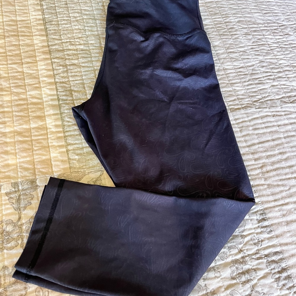 Zyia Capri Leggings